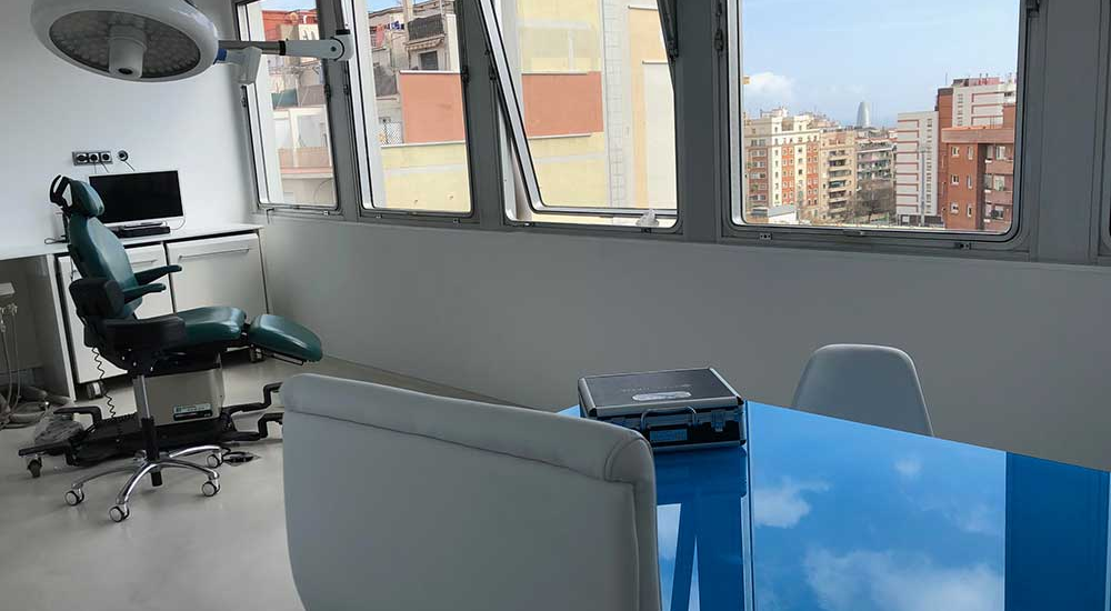AVR Clínica de Cirugía Maxilofacial en Barcelona