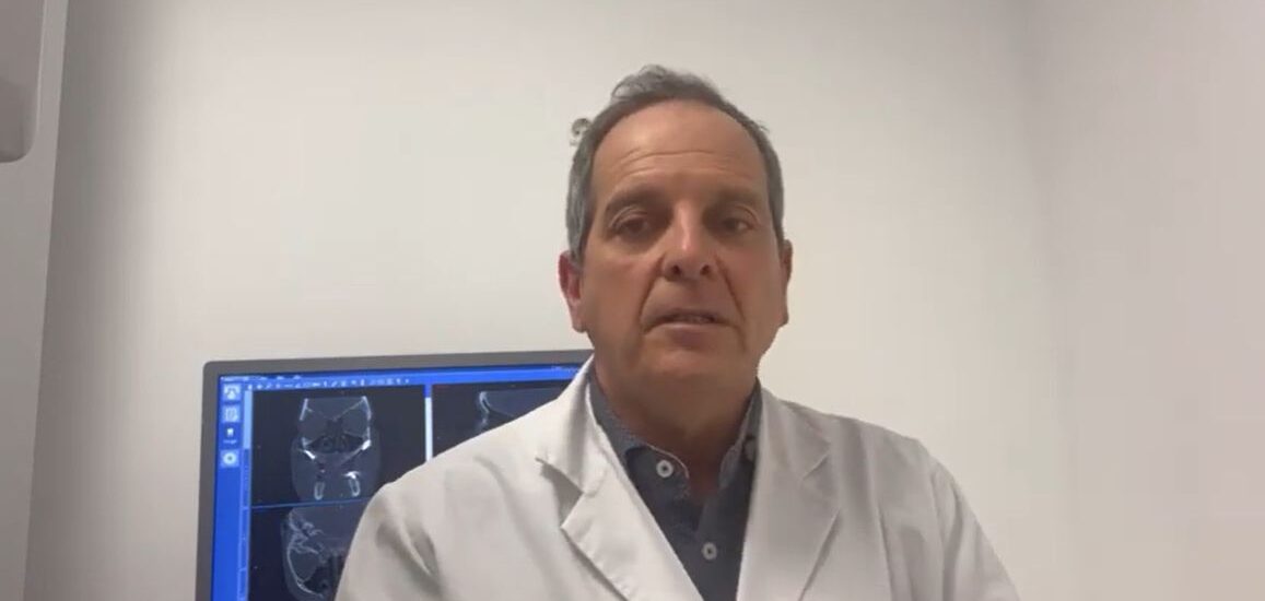 ¿Tienes flacidez mandibular y la cara cansada? En AVR podemos ayudarte con un lifting facial