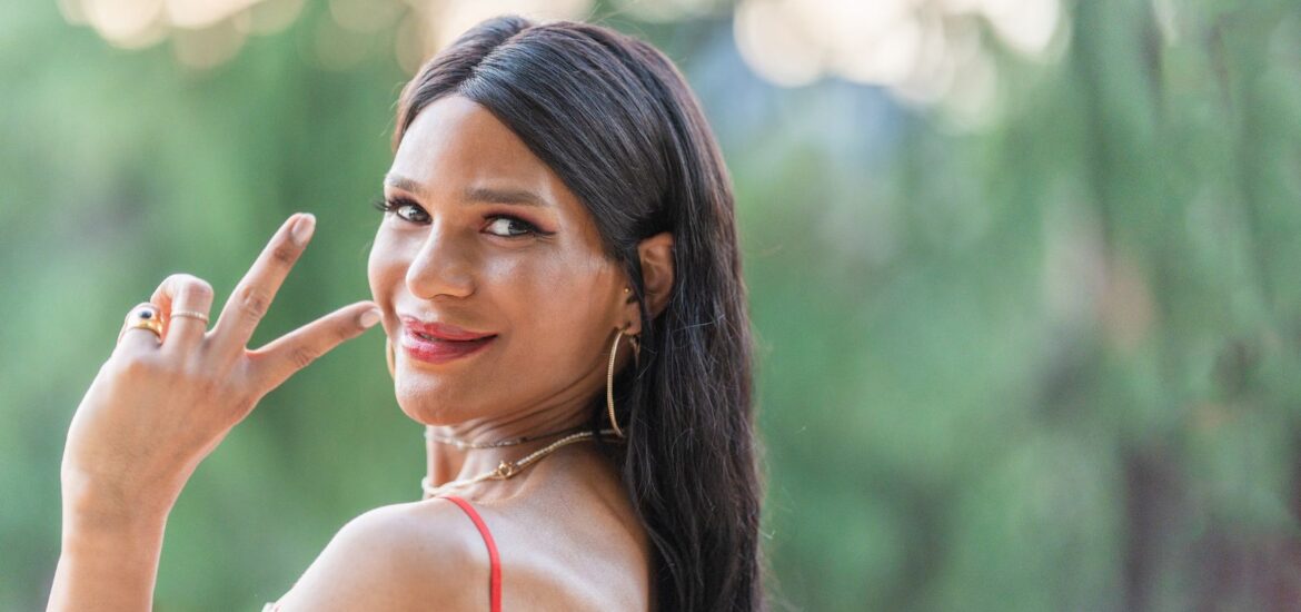 ¿Por qué confiar tu feminización facial a AVR y al Dr. Antonio Vázquez