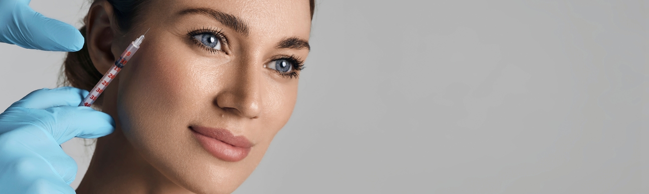 Rejuvenecimiento facial Tratamiento de rejuvenecimiento facial en AVR Clínica de Cirugía Maxilofacial