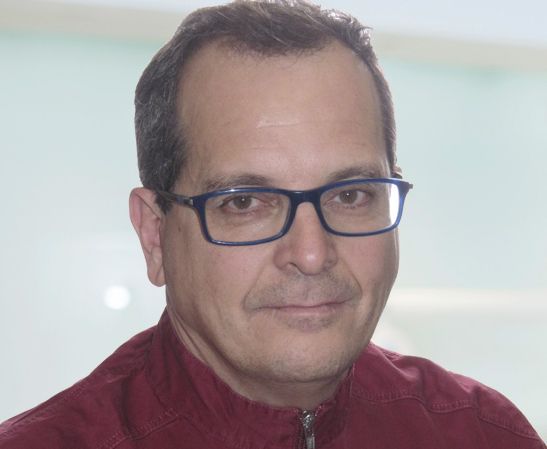 Dr Antonio Vázquez cirujano maxilofacial Barcelona